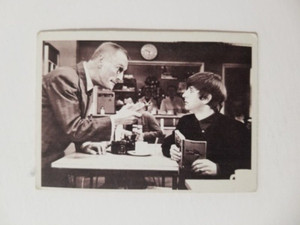 1964 TOPPS BEATLES MOVIE TRADING CARD #41 HARD DAYS NIGHT RINGO STARR