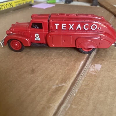 Ertl 1939 Texaco Dodge Airflow Truck Bank Ertl Collectible Series #10 - Image 1 of 4