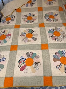 Vintage Hand Sewn Quilt Dresden Plate Design 83" x 82" Country Rustic - Picture 1 of 10