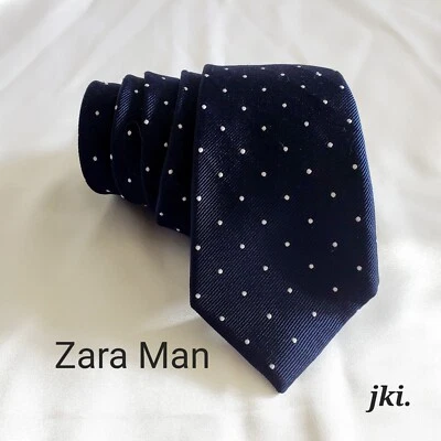 Corbatas clásicas ajustadas de poliéster azul poliéster azul Zara para hombre Foto 1 de 4