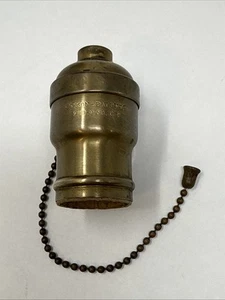 Antique EDISON ARROW Lamp Brass Socket Tassle Pull Chain 50 Candle Power - Picture 1 of 11