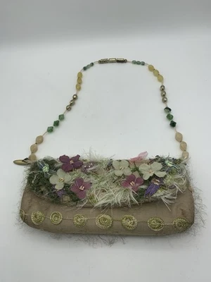 Bolso de Mano Mary Frances Multicolor Hecho a Mano Correa con Cuentas Foto 1 de 4