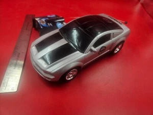 Mustang GT Tyco RC Radio Control 2000 with Remote and Battery - Picture 1 of 4