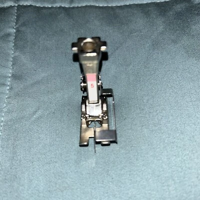 Genuine Bernina Blind Stitch/Hem Foot #5 - Image 1 of 4