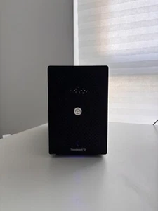 Akitio Node T3IA External Graphics Enclosure - Afbeelding 1 van 2