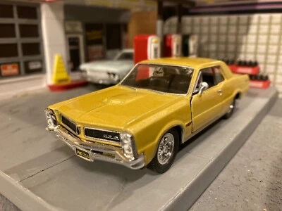 1965 Pontiac Hurst GTO, 1:43 Scale - Image 1 of 4