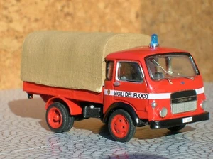 IV MODEL FACTORY 87/20 OM LUPETTO-LEONCINO POMPIERI CASSONE CON TELO HO 1:87 - Imagen 1 de 10