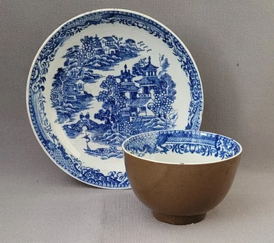 STAFFORDSHIRE PEARLWARE BATAVIAN CHINESE PAGODA TEABOWL & SAUCER C1790-1800 - Image 1 of 4