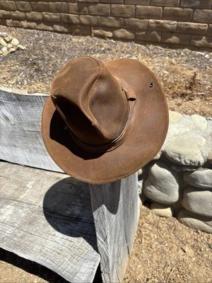 Sombrero Minnetonka The Aussie Snap Lateral Cuero Genuino Talla M Outback Safari EE. UU. Foto 1 de 4