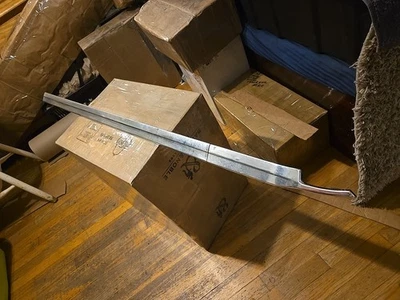 1981-88 Oldsmobile Cutlass Supreme Salon Upper Door Belt Exterior Trim Molding  - Image 1 of 4