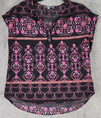 Camisa para mujer Valerie Stevens grande negra rosa boho estampado floral manga corta Foto 1 de 4