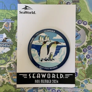 Sea World Orlando Penguins Pass Member 2024 Button Pin Souvenir Memorabilia New - Picture 1 of 4
