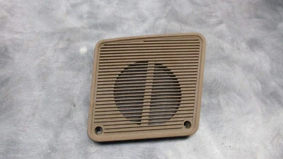 Oldsmobile Cutlass Supreme 1977 altavoz rejilla lado izquierdo 2 Foto 1 de 4