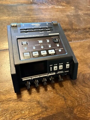 Roland R-44 4 Channel Portable Audio Recorder Field Recorder G230 - Image 1 of 4