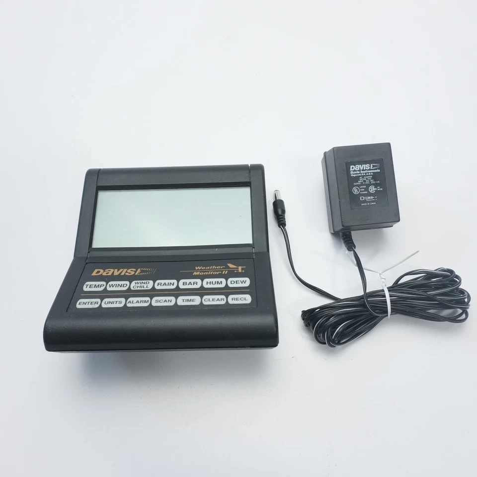 Davis Instruments Weather Monitor II  7440 Home Weather Station Display w Power - Image 1 of 4