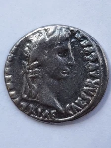 Augustus Silver Roman Empire Denarius Coin Lugdunum Mint Gaius & Lucius SN46215 - Picture 1 of 3