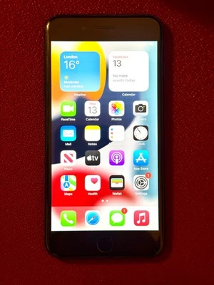 Apple iPhone 7 Plus - 128GB - Jet Black (Unlocked) A1784 (GSM) - Image 1 of 2