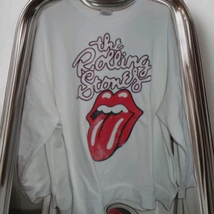 THE ROLLING STONES WOMANS SIZE 3X (24W-26W) LOGO SWEATSHIRT-WORN 1 TIME - Picture 1 of 3