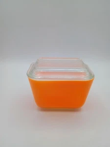 Vintage Pyrex "Friendship Orange" Small Refrigerator Dish - Picture 1 of 16