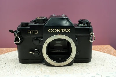 Cuerpo de cámara Contax RTS 35 mm lente única reflejo (no probado) Foto 1 de 4