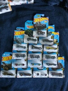Hot Wheels 16er Set (sechzehn) Batman Batmobil VHTF Autos, Neu - Bild 1 von 7