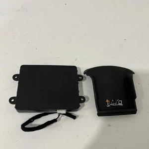 2017 CADILLAC XT5 SMARTPHONE WIRELESS CHARGING MODULE UNIT OEM 84162497 - Picture 1 of 7