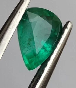 ES 1.07 ct. NATURALE ESMERALDA PERA CUT ZAMBIA VERDE CERTIFICADO - Imagen 1 de 7