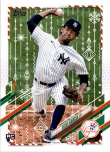 2021 Topps Holiday Mega Box #HW77 Deivi Garcia NM-MT RC Rookie Yankees - Picture 1 of 2