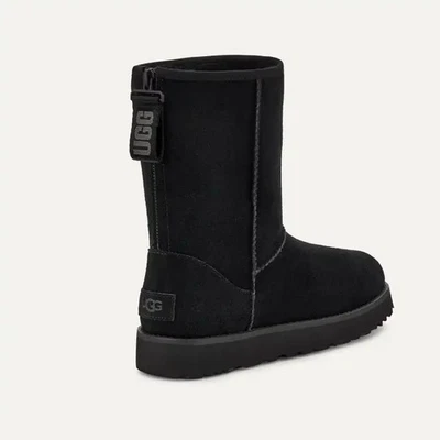 UGG Classic Short Logo Zip Boots Womens 7 Cozy Shearling Suede Whimsygoth New - Image 1 of 4