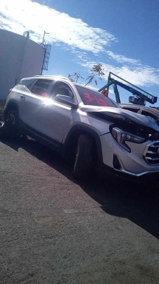 2019 GMC Terrain Rack and Pinion Assembly OEM Silver 188K Miles FWD Foto 1 de 4