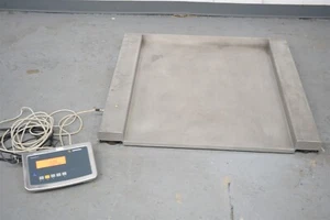 Sartorius IFS4-600LI-I Scale, Combics 1, 600kg x 0.02kg, 1000 x 800 mm Platform - Picture 1 of 5