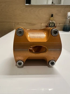 Hope Am -FR 50 naranja Foto 1 de 4