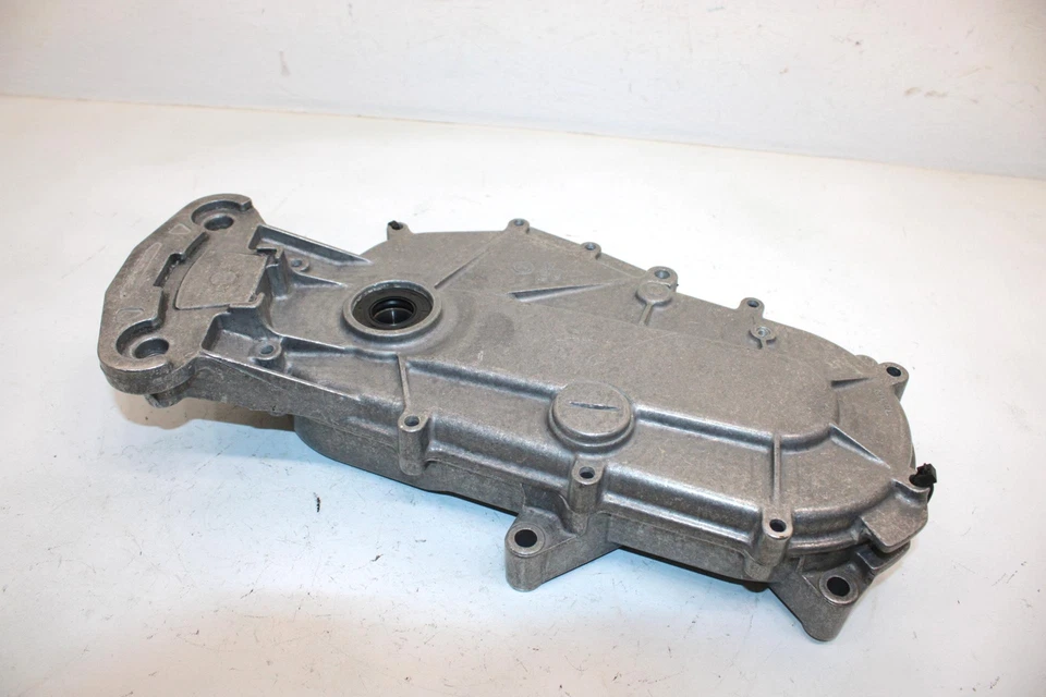 94 Yamaha Vmax 500 Le Vx500eu Oem Chain Housing Assy 8AB-47541-01-00 SY30 - Image 1 of 4