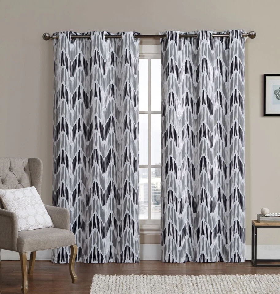 Par de paneles de cortina Marlie Grommet Blackout Ventana Juego de eash - 84" o 96" de largo Foto 1 de 1