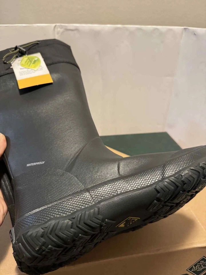 Men’s/Women’s Forager Muck Boots Size 9 Men/10 Women - Image 1 of 4