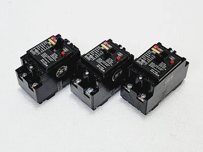 LS 32FR 2P 20A Menge 3 Neu Offener Karton - Image 1 of 4