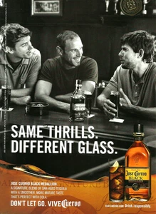 2008 Jose Cuervo Black Medallion Tequila Friends At Bar Print AD Advertisement - Picture 1 of 1
