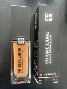Givenchy Foundation Liquid Prisme Libre # 5-W370 Skin-Caring hydrating Glow - Picture 1 of 5