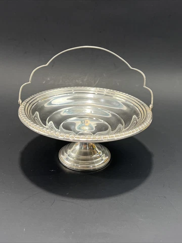 Empire Sterling Silver Weighted Pedestal 5 3/4” Candy Dish W Handle Style # 964 Cover