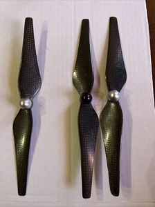 9443 DJI Phantom 2 Vision+ Self Tightening Carbon Fiber Propeller 9" CW CCW - Picture 1 of 2