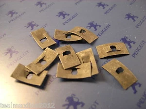 Jeu de 10 attaches rapides 3 mm Peugeot 304 504 205 309 - Picture 1 of 1