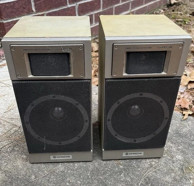 2-полосная акустическая система Hitachi модель HS-J2 P1030971H — НЕПРОВЕРЕННАЯ, без подключения проводки - Изображение 1 из 4