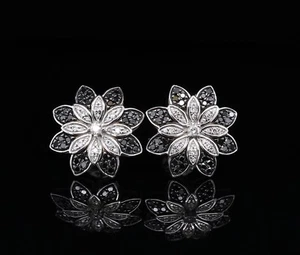 Vintage 0.55cttw G-H Si Diamond Set 9k Gold Stud Flower Earrings Val. $5380 - Picture 1 of 5