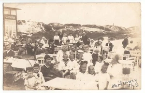 Norderney vacaciones familias en la playa café Family Bath foto RPPC 1920 - Imagen 1 de 2