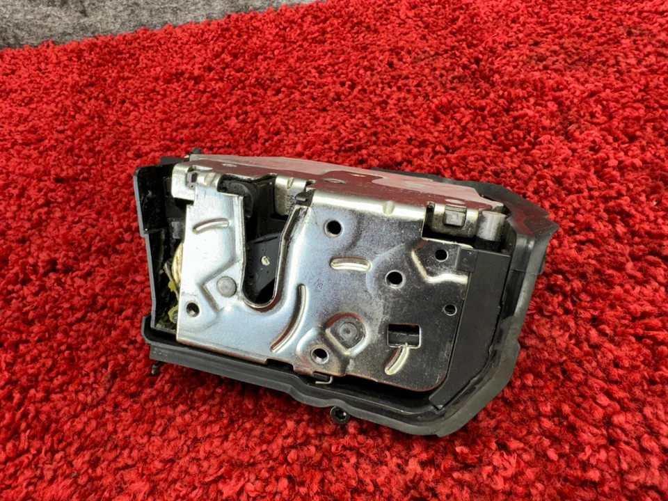 宝马 2000 - 2006 E53 E46 左前驱动侧门锁闩锁执行器原始设备制造商 — 第 1/4 张图片