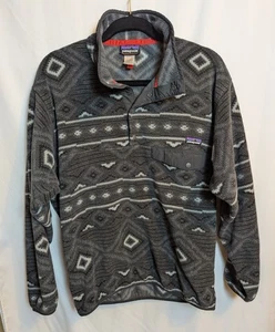 Patagonia Synchilla Snap-T Fleecepullover schwarz grau aztekisch geometrisch Herren M - Bild 1 von 5