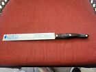 VINTAGE CUTCO #1723 SERRATED CARVING KNIFE BLACK HANDLE IN GOOD CONDITION E2