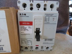 Nuevo disyuntor Eaton HFD3125L HFD3125L 1 PIEZA A TRAVÉS DE DHL/FedEx/UPS envío rápido - Imagen 1 de 9