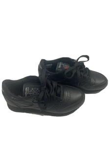 black reebok classics womens