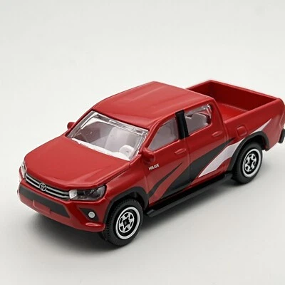 Camioneta diecast Majorette Toyota Hilux Revo suspensión 2024 1:58 [19k] Foto 1 de 4